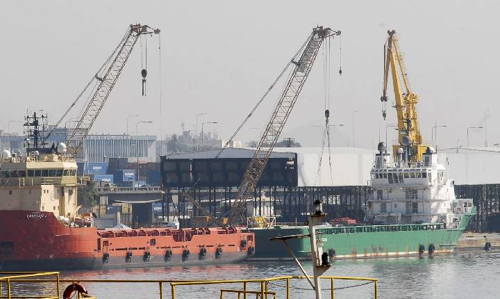 Balança comercial tem superávit mais baixo para março desde 2020