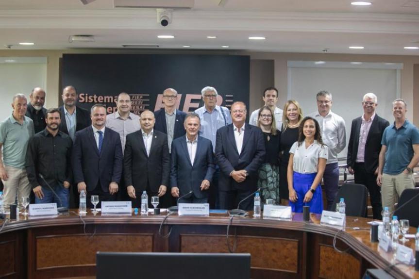 ENCONTRO DA FIEP PARA IMPULSIONAR A INDÚSTRIA EM FAZENDA RIO GRANDE