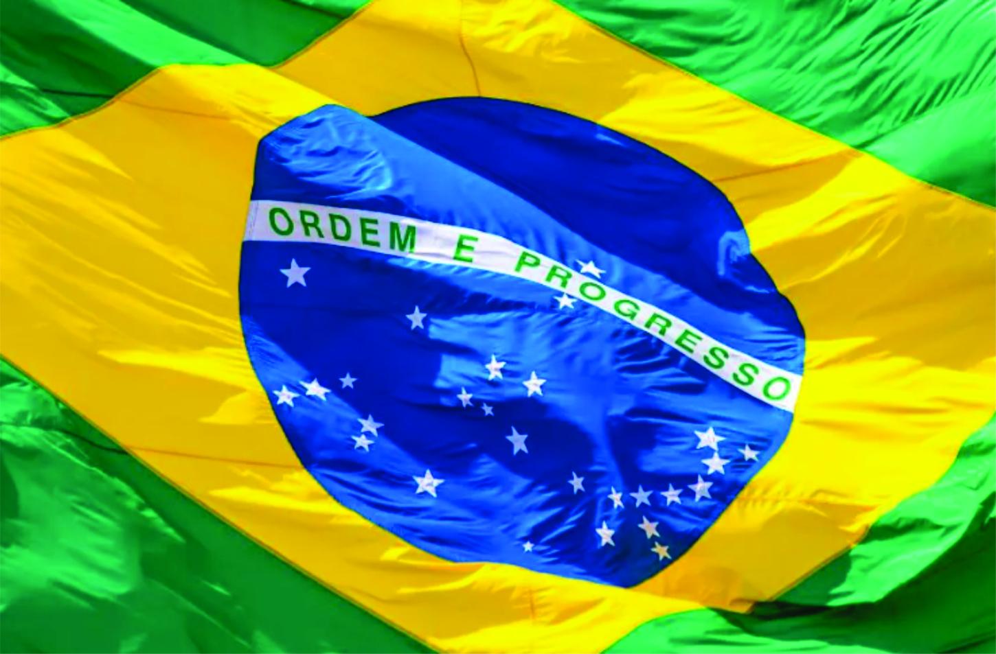 DEMOCRACIA E DITADURA