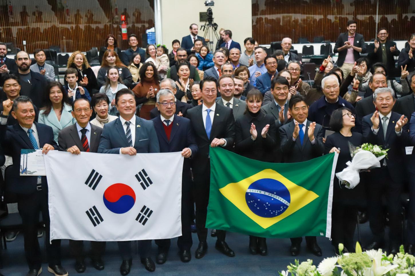 Comunidade coreana é homenageada por sua contribuição ao desenvolvimento do Paraná