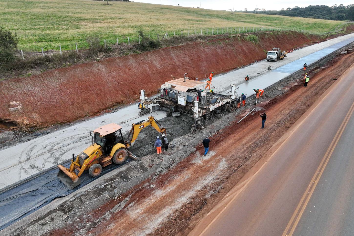 Duplicação em concreto da PRC-466 em Guarapuava alcança 40% de execução