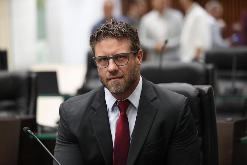 REQUIÃO FILHO CRITICA PROJETO QUE AUMENTA CUSTAS JUDICIAIS NO PARANÁ