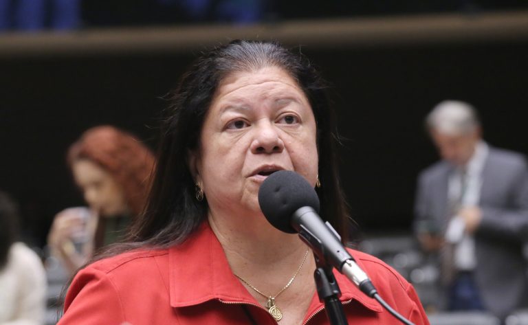 Comissão aprova projeto que proíbe liberdade provisória para acusados de violência contra a mulher